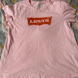Levi’s pink logo t shirt size large